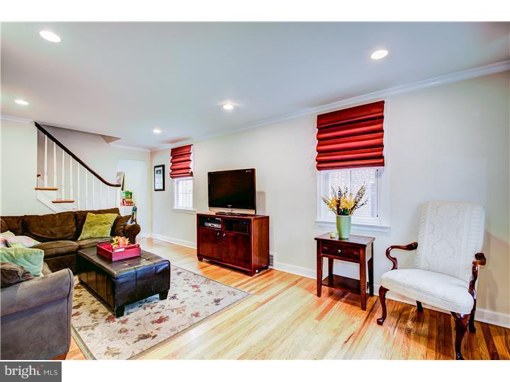 336 Inwood Road Ardmore, PA 19003 - Photo 8 of 25 Living Room