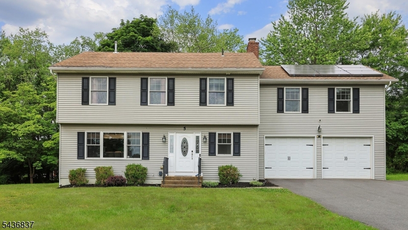 5 Maple Drive Warren, NJ 07059 - Photo 1 of 35