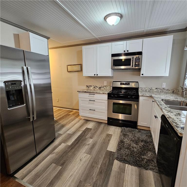 2123 Barbara Lane Decatur, GA 30032 - Photo 3 of 19 Gallery Image 3