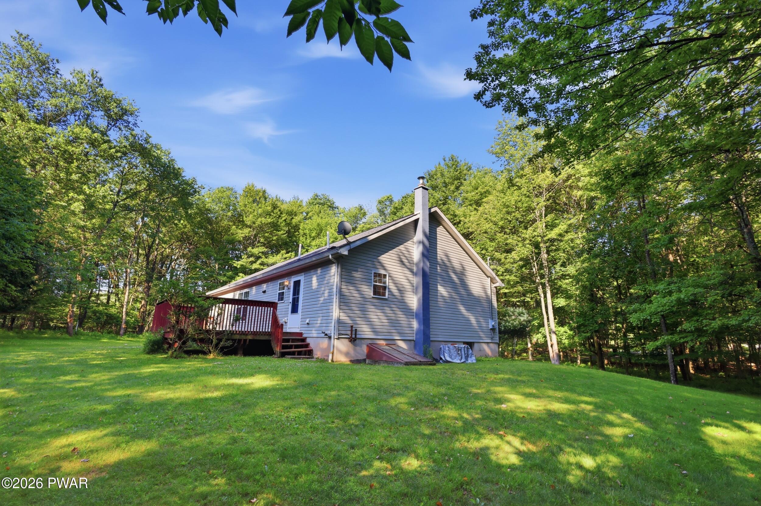 710 Hemlock Road Waymart, PA 18472 - Photo 4 of 50