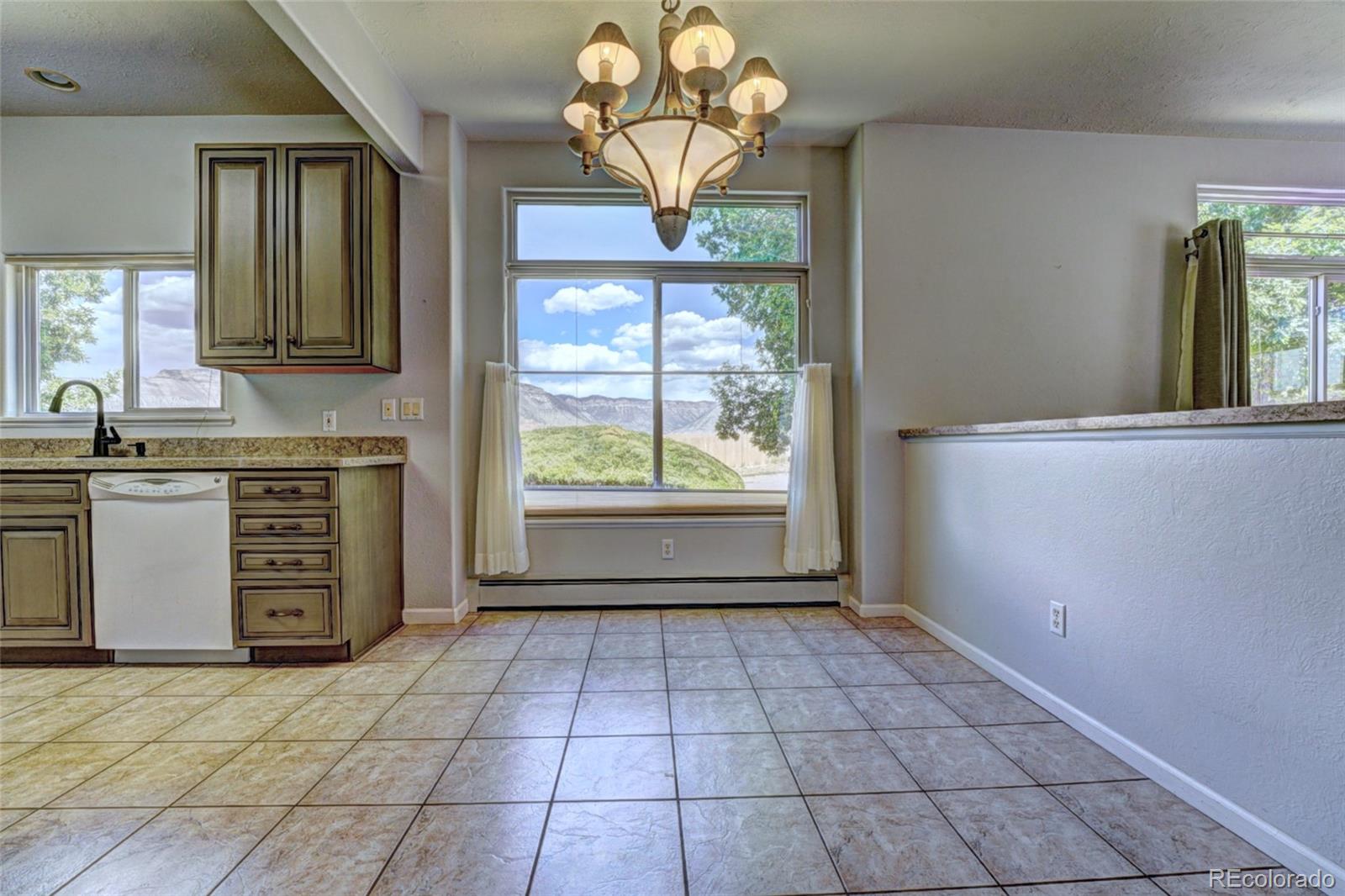 299 Limberpine Circle Parachute, CO 81635 - Photo 14 of 39