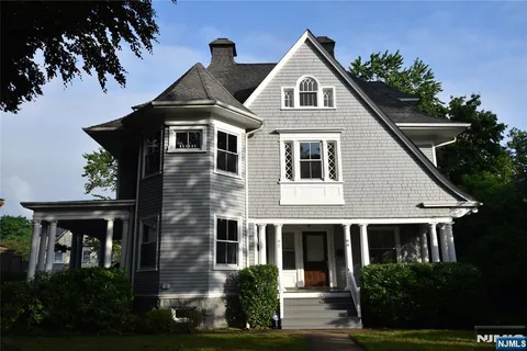 $1,995,000 | 92-94 Midland Avenue, Montclair, NJ 07042