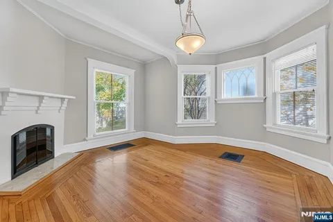 $1,995,000 | 92-94 Midland Avenue, Montclair, NJ 07042