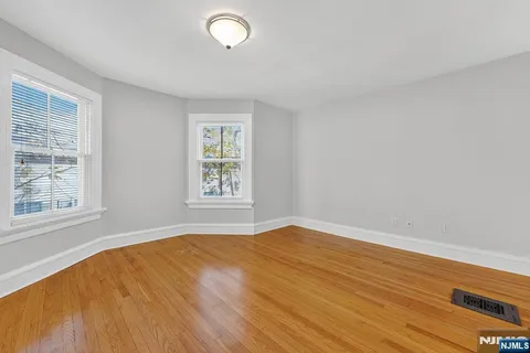 $1,995,000 | 92-94 Midland Avenue, Montclair, NJ 07042