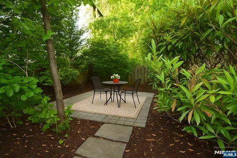 $1,995,000 | 92-94 Midland Avenue, Montclair, NJ 07042