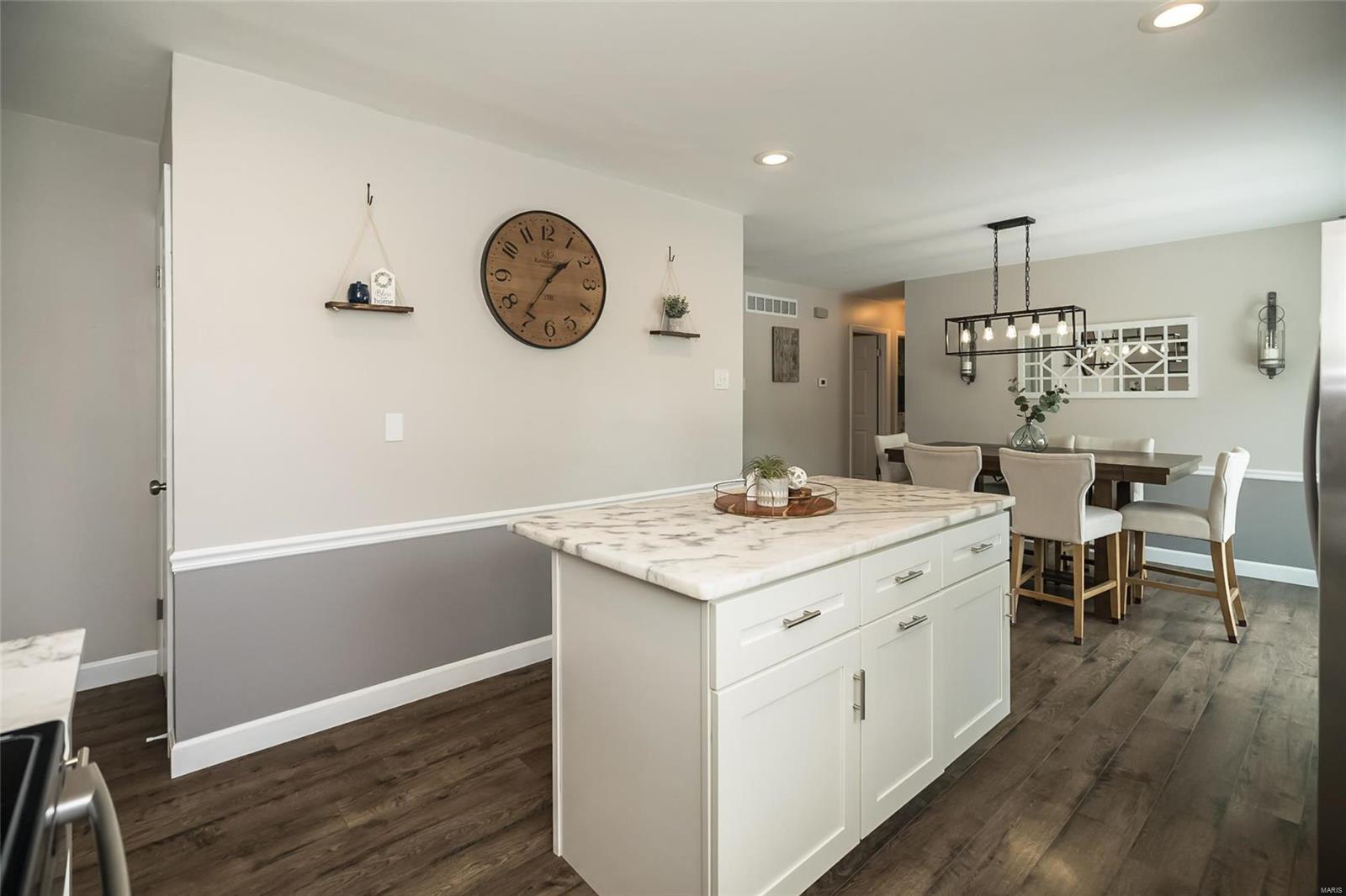 893 Reavis Barracks Road St. Louis, MO 63125 - Photo 15 of 30 Gallery Image 15