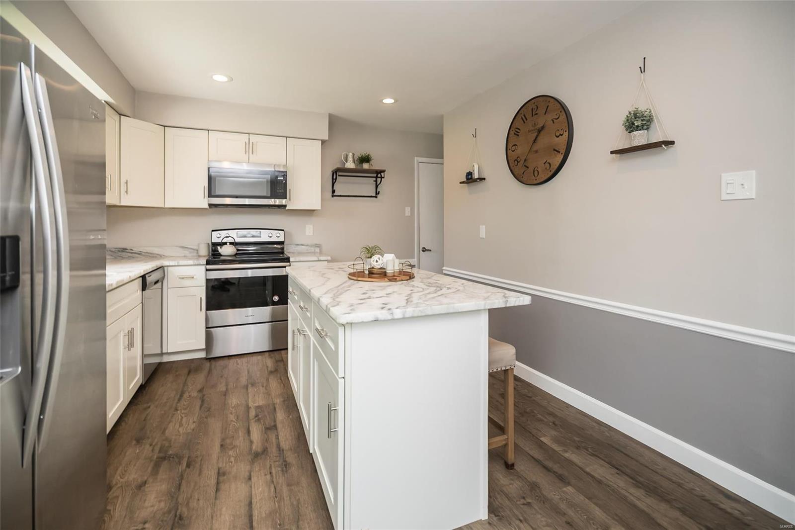 893 Reavis Barracks Road St. Louis, MO 63125 - Photo 16 of 30 Gallery Image 16