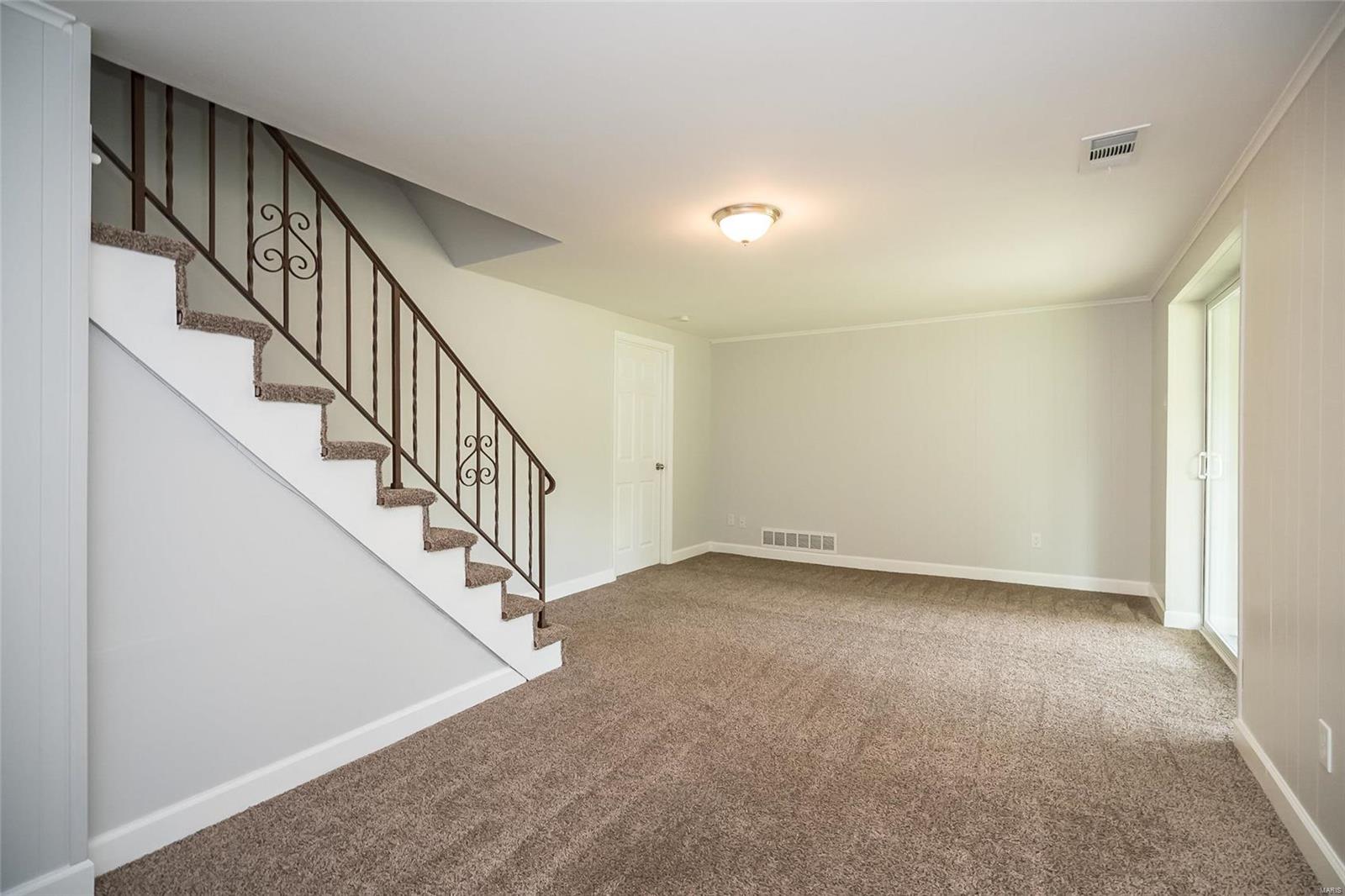 893 Reavis Barracks Road St. Louis, MO 63125 - Photo 26 of 30 Gallery Image 26