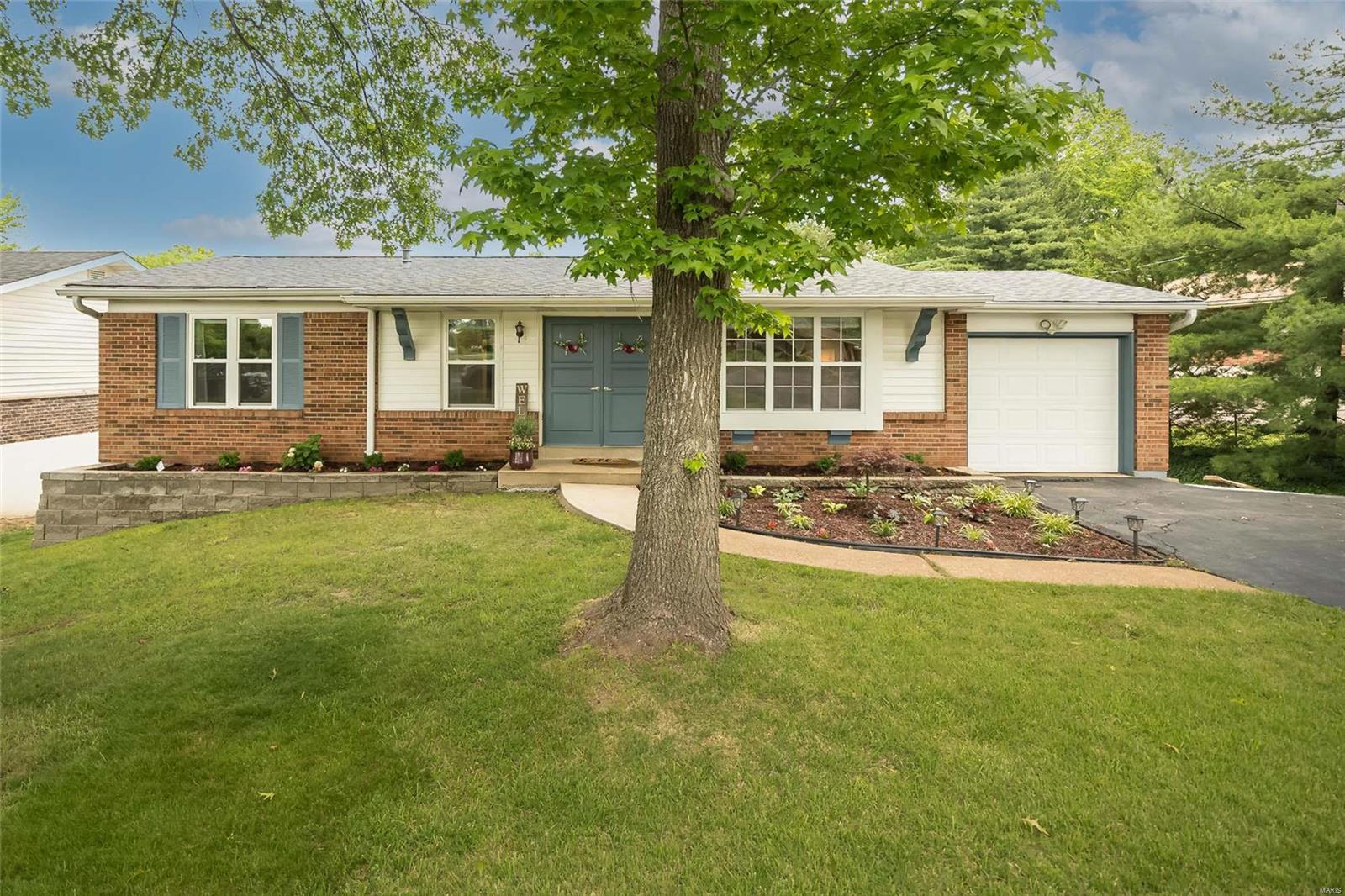 893 Reavis Barracks Road St. Louis, MO 63125 - Photo 6 of 30 Gallery Image 6