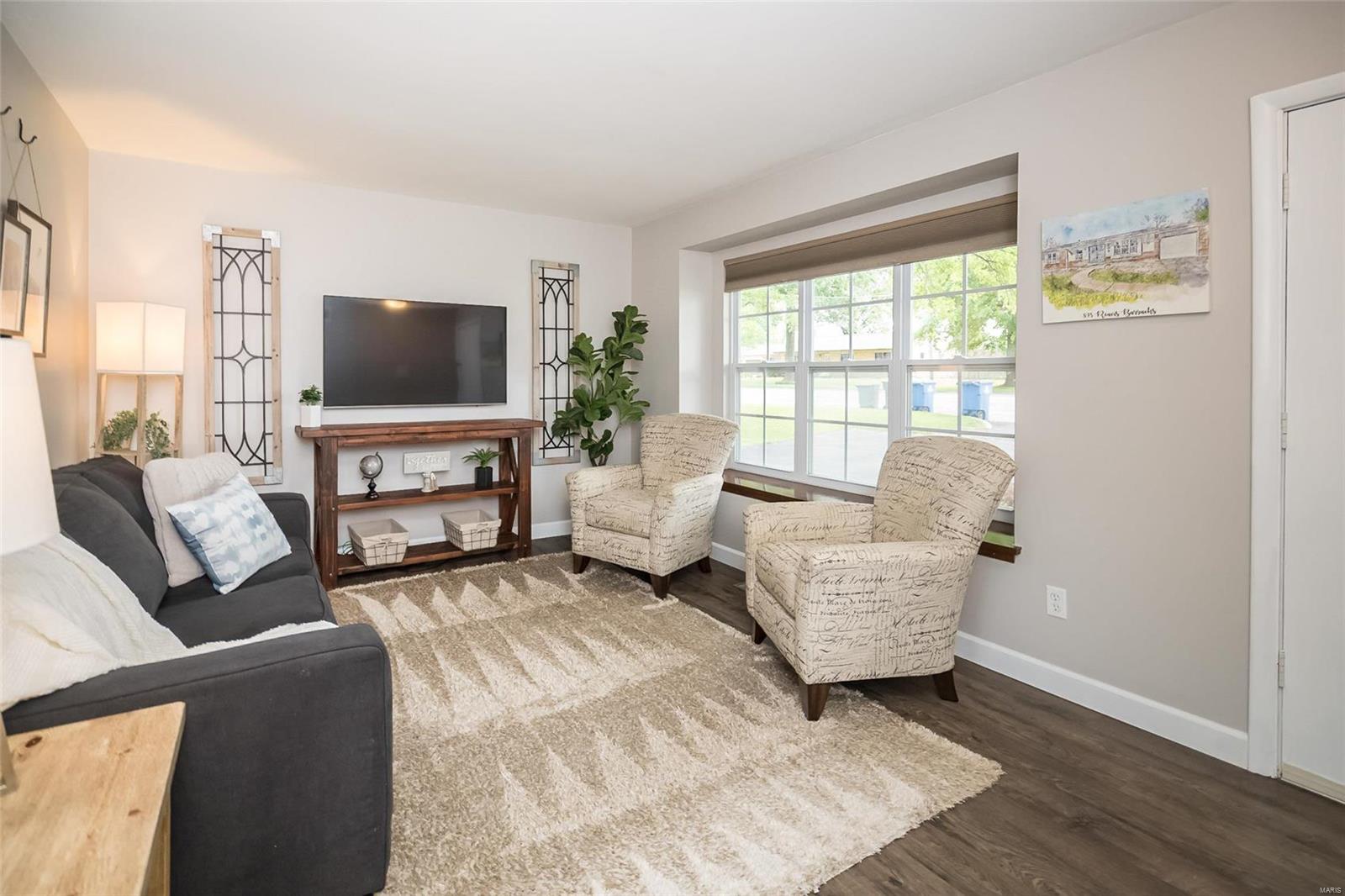 893 Reavis Barracks Road St. Louis, MO 63125 - Photo 9 of 30 Gallery Image 9