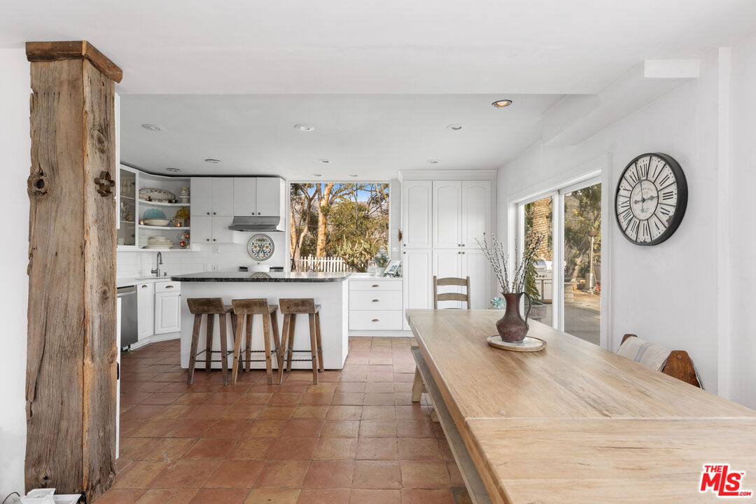 3270 Sumac Ridge Road Malibu, CA 90265 - Photo 13 of 41