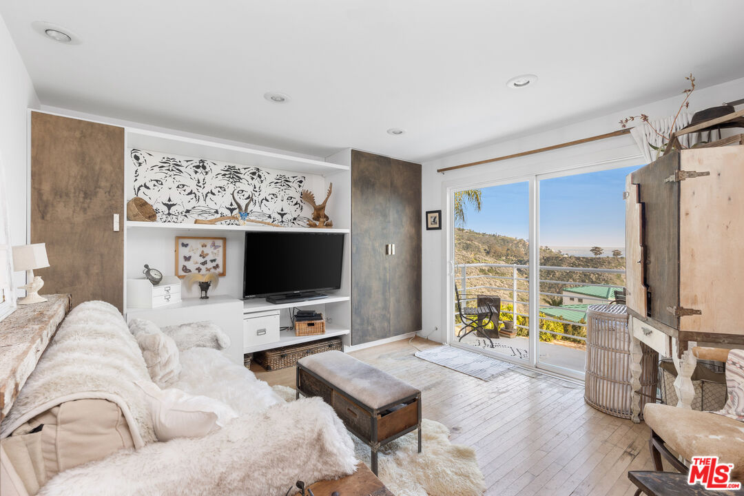 3270 Sumac Ridge Road Malibu, CA 90265 - Photo 17 of 41