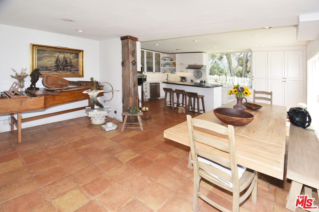 3270 Sumac Ridge Road Malibu, CA 90265 - Photo 18 of 41