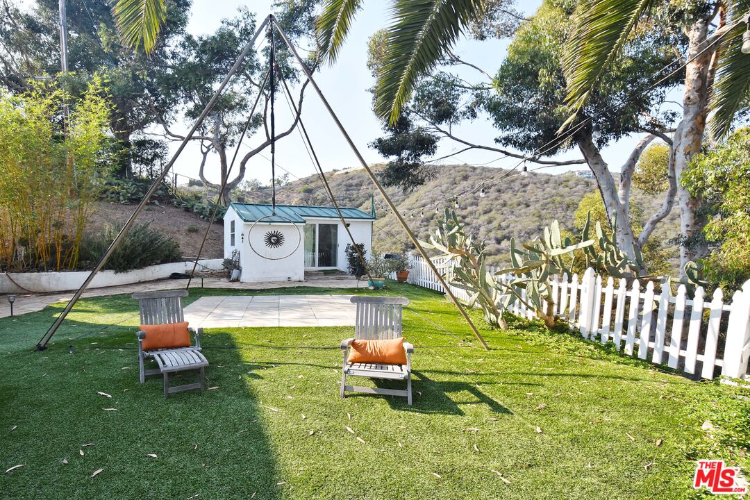 3270 Sumac Ridge Road Malibu, CA 90265 - Photo 19 of 41