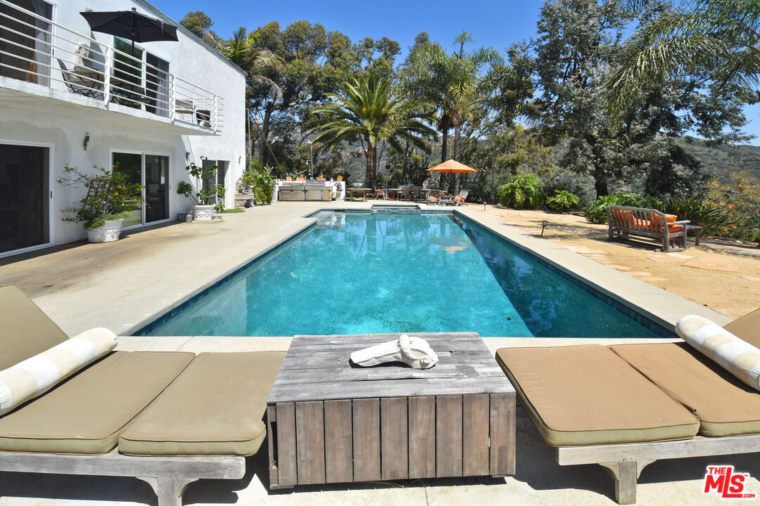 3270 Sumac Ridge Road Malibu, CA 90265 - Photo 33 of 41