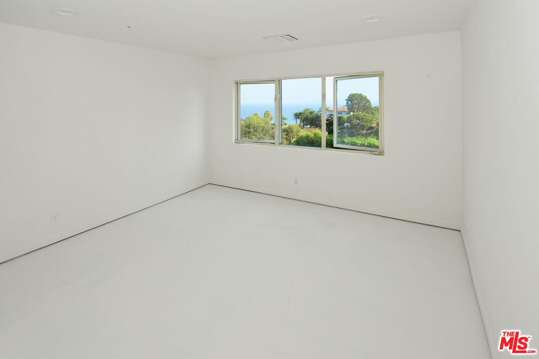 3270 Sumac Ridge Road Malibu, CA 90265 - Photo 37 of 41