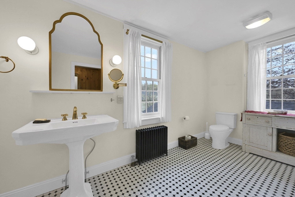 82 Petersham Road Hardwick, MA 01037 - Photo 35 of 40