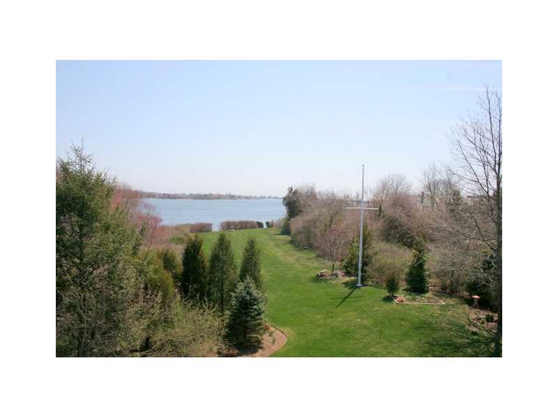 140 Indigo Point Road South Kingstown, RI 02879 - Photo 8 of 24 View.