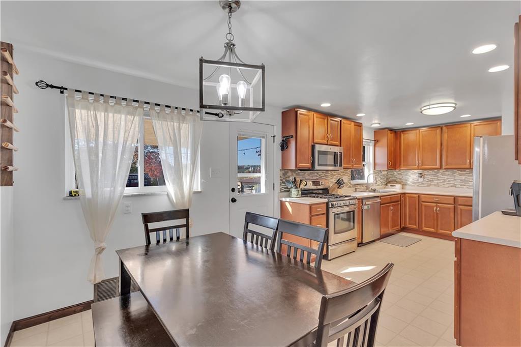 513 McGovern Road Houston, PA 15342 - Photo 11 of 32 Gallery Image 11
