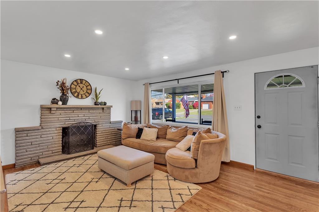 513 McGovern Road Houston, PA 15342 - Photo 5 of 32 Gallery Image 5