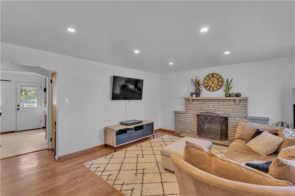 513 McGovern Road Houston, PA 15342 - Photo 9 of 32 Gallery Image 9