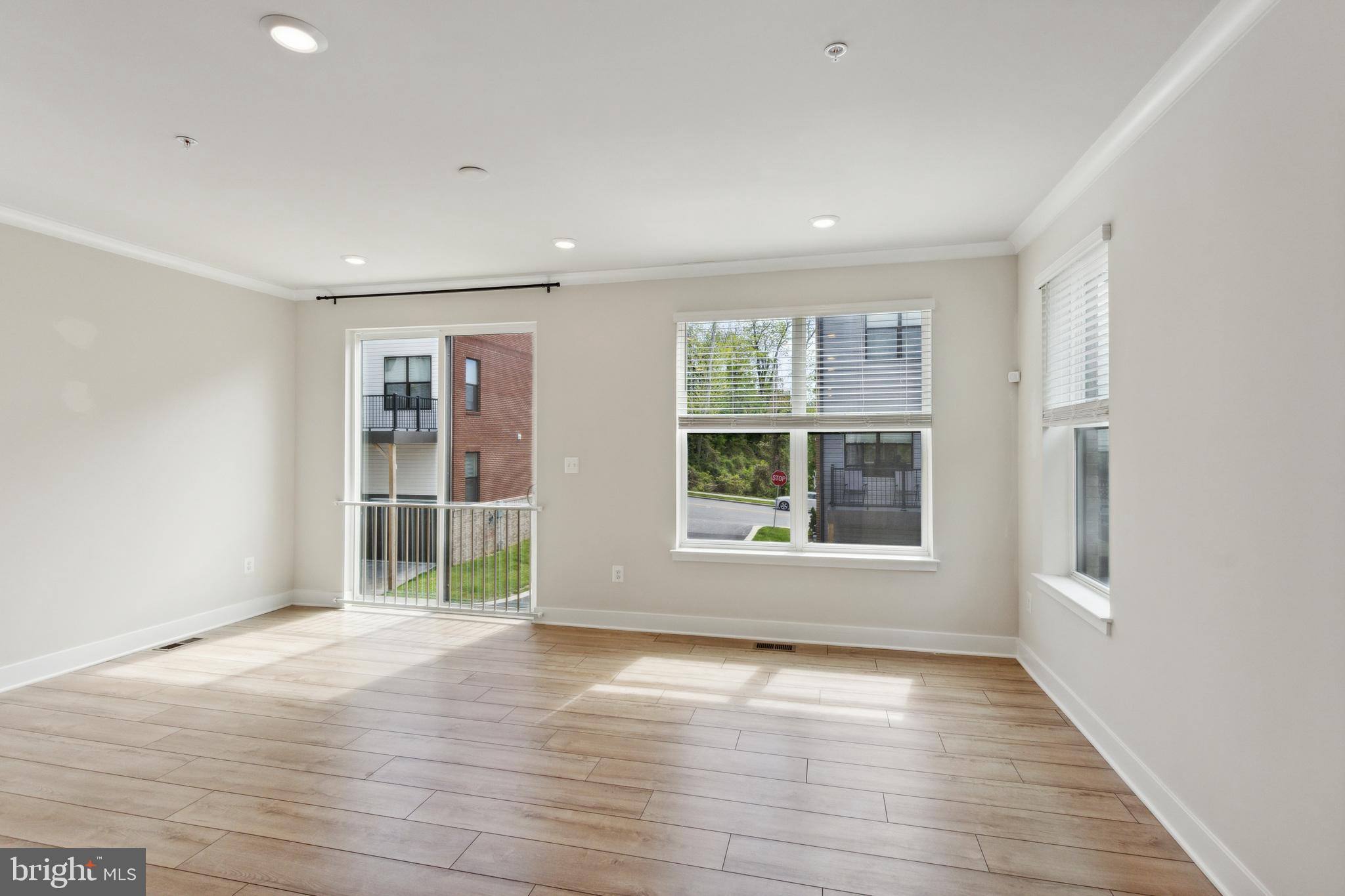 4406 Roland Heights Avenue Baltimore, MD 21211 - Photo 4 of 26 Gallery Image 4