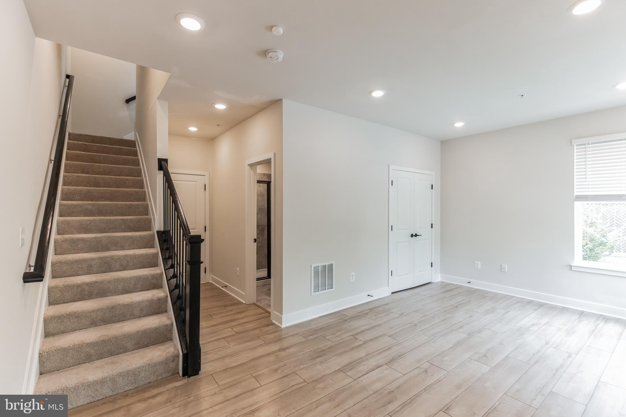 4406 Roland Heights Avenue Baltimore, MD 21211 - Photo 9 of 26 Gallery Image 9