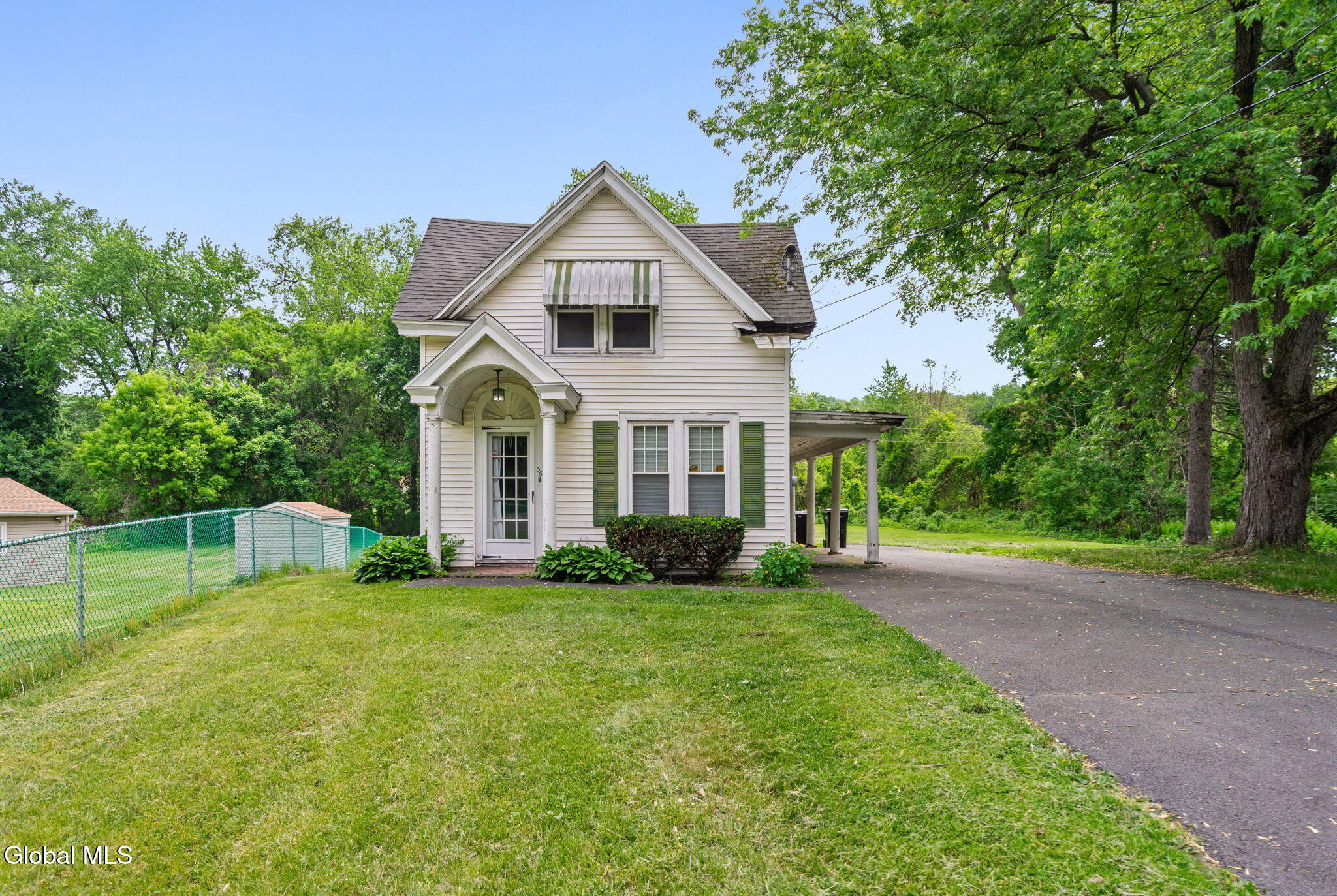 36 New Turnpike Road Troy, NY 12182 - Photo 2 of 20 Exterior