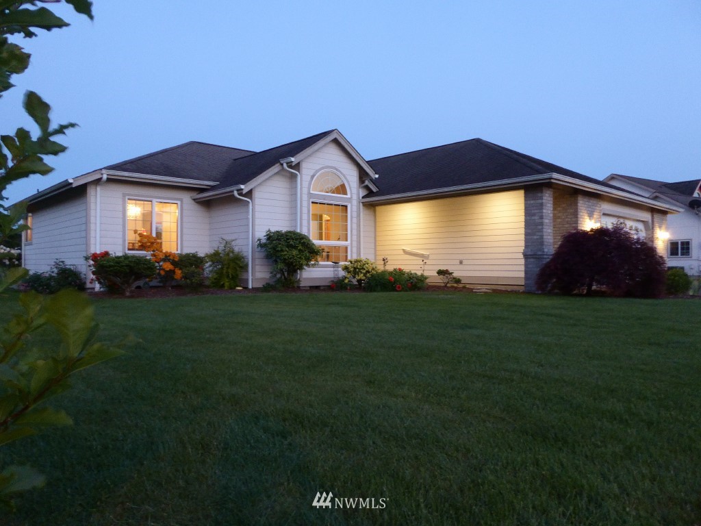 8701 181st Way Southwest Rochester, WA 98579 - Photo 3 of 25