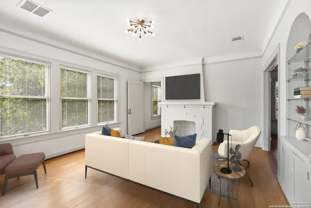 $2,000 | 331 West Elsmere Place, Unit 101, San Antonio, TX 78212