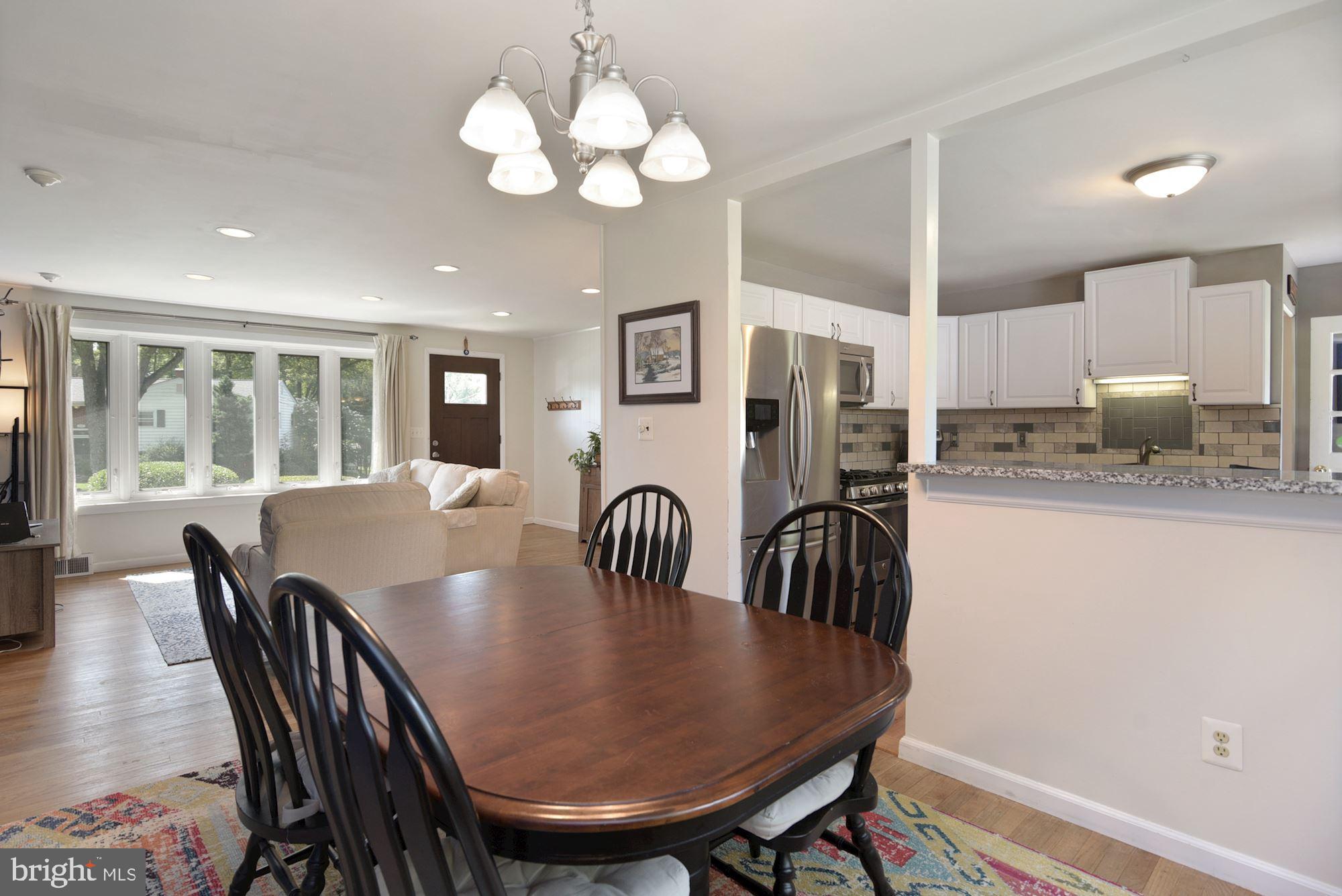 1908 Logwind Road Catonsville, MD 21228 - Photo 7 of 32 Dining Room