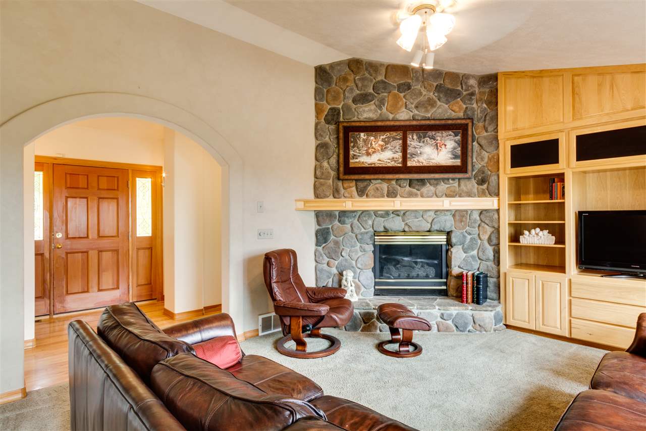 5404 East Big Rock Road Spokane, WA 99223 - Photo 3 of 20 Gallery Image 3