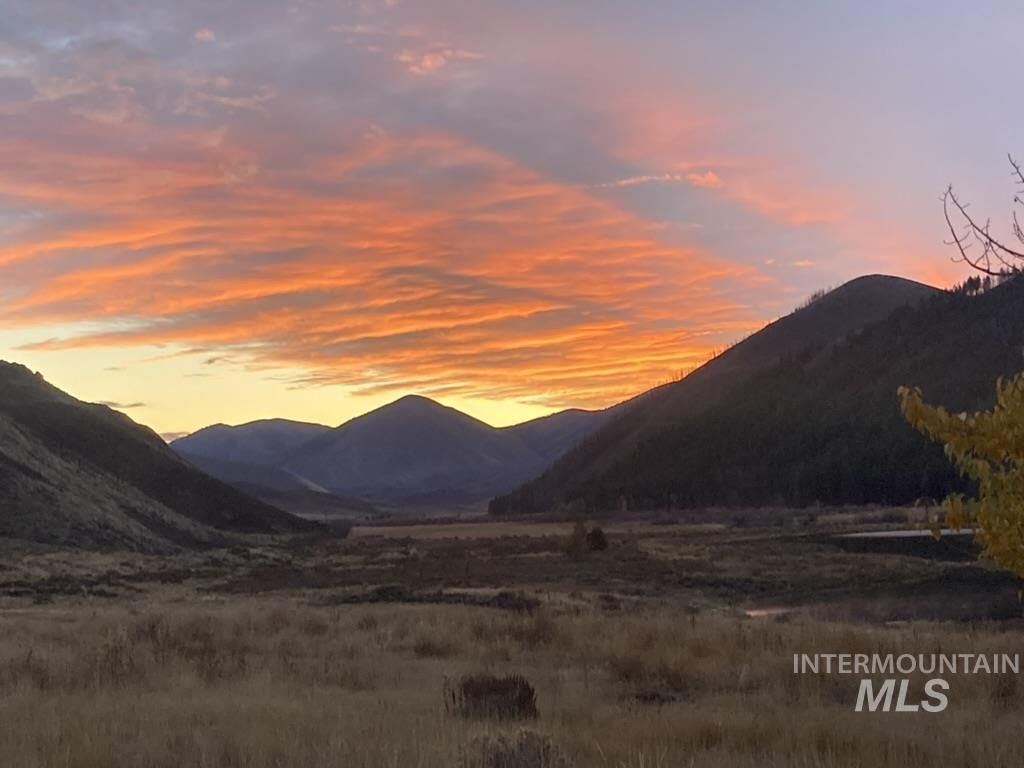 421 Deer Creek Road Hailey, ID 83333 - Photo 13 of 45 View of mountain background
