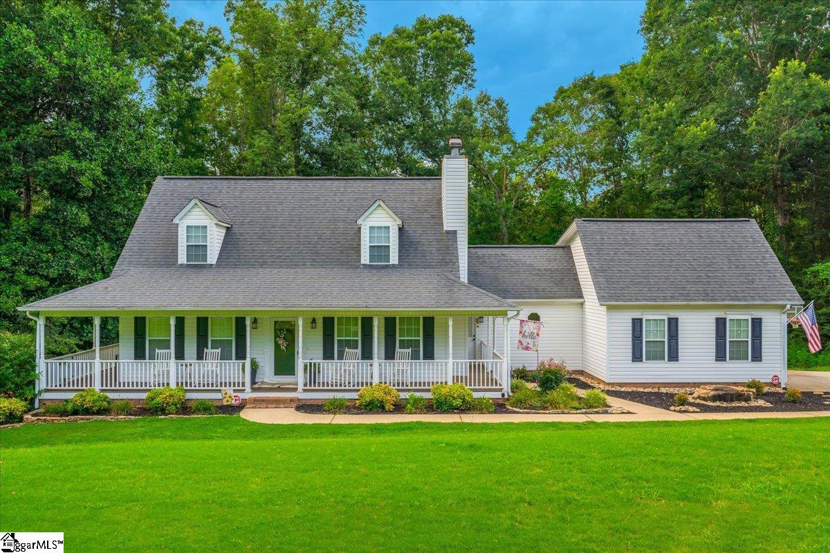 421 Rochester Road Easley, SC 29640 - Photo 1 of 27