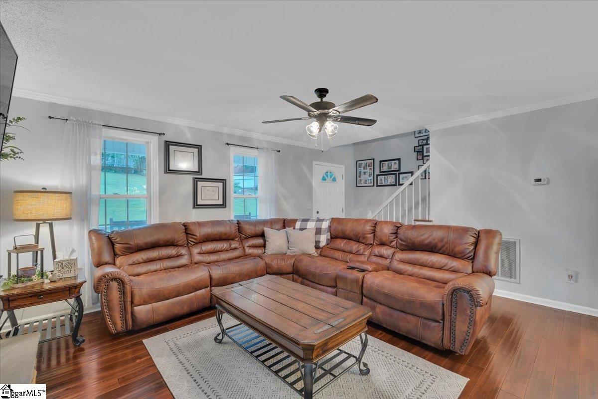 421 Rochester Road Easley, SC 29640 - Photo 5 of 27