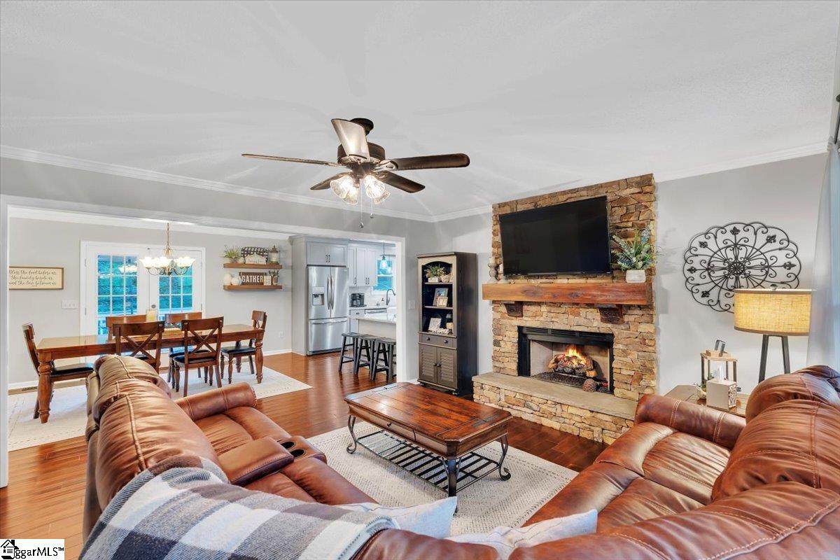 421 Rochester Road Easley, SC 29640 - Photo 6 of 27