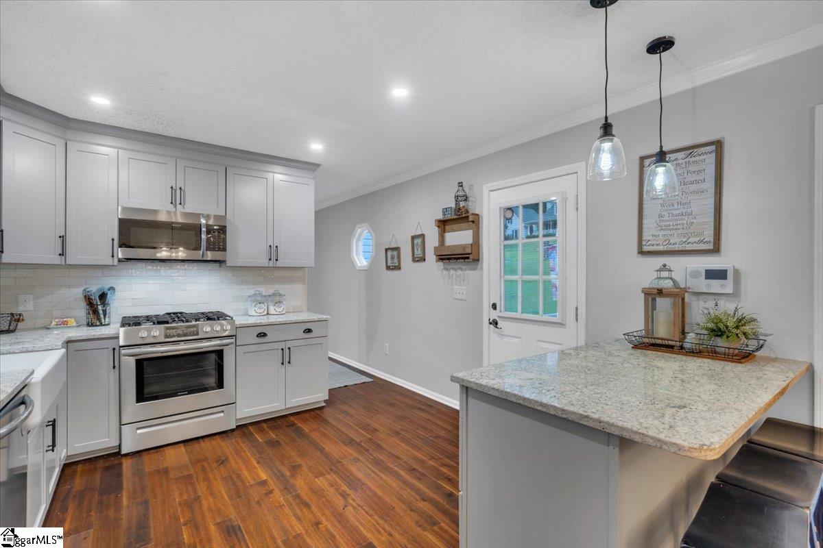 421 Rochester Road Easley, SC 29640 - Photo 10 of 27