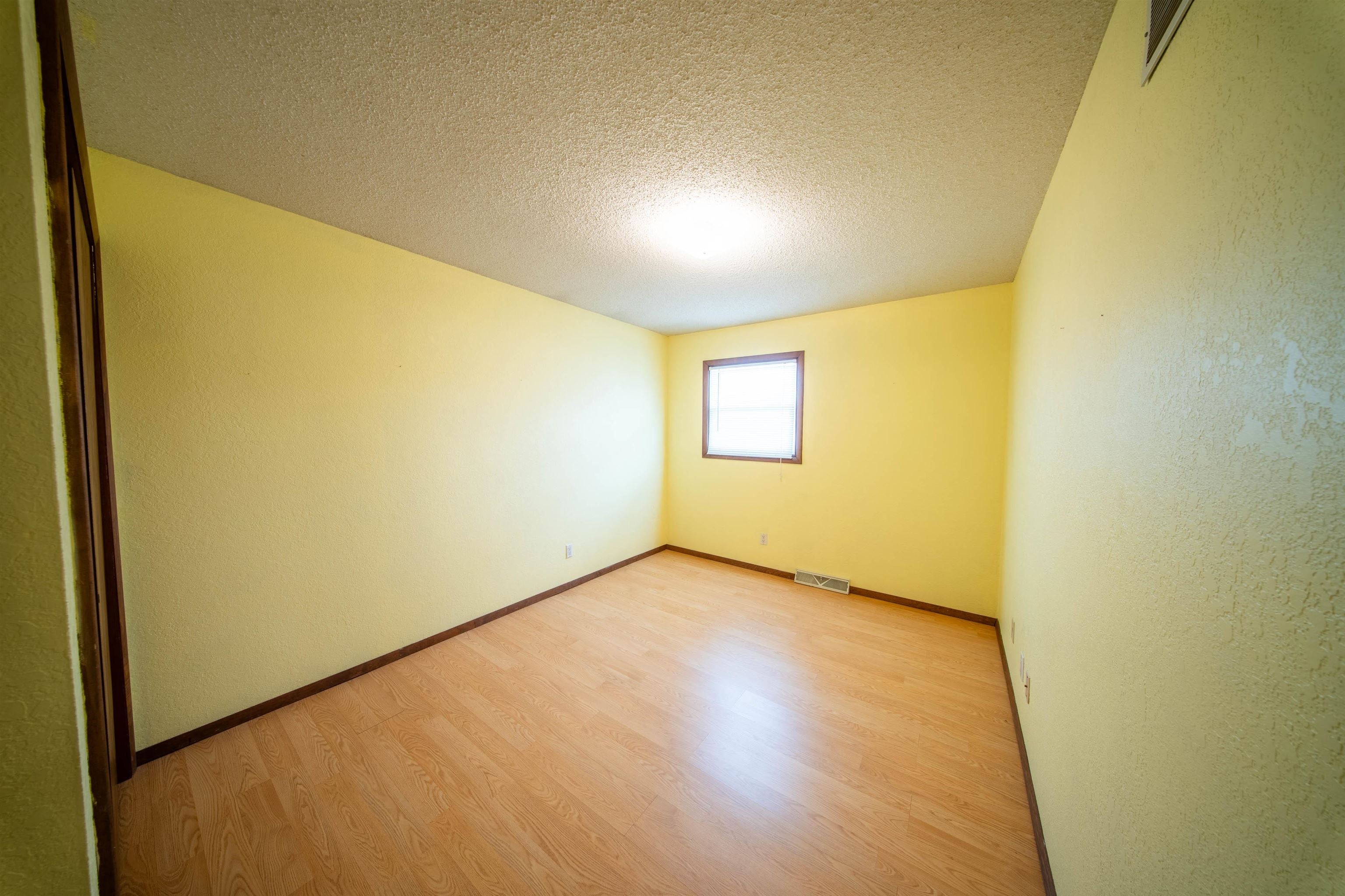2685 Springreen Drive Dubuque, IA 52002 - Photo 13 of 29 Gallery Image 13