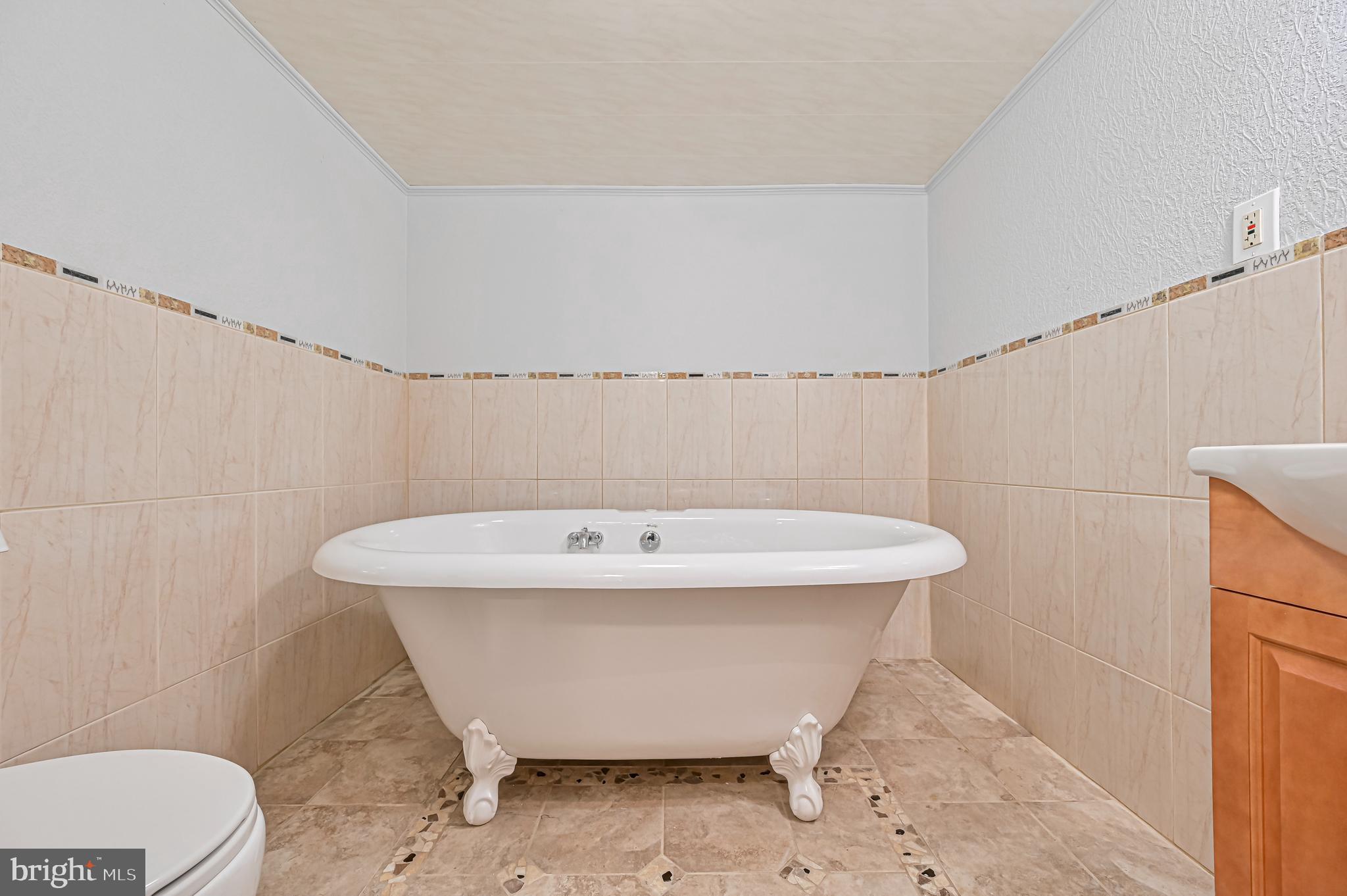 1964 East Oak Road, Unit J4 Vineland, NJ 08361 - Photo 30 of 34 Lower Level Bathroom