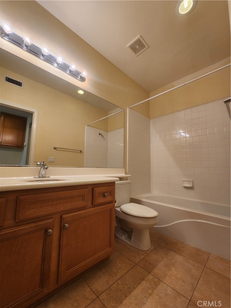 107 Roadrunner Irvine, CA 92603 - Photo 12 of 17