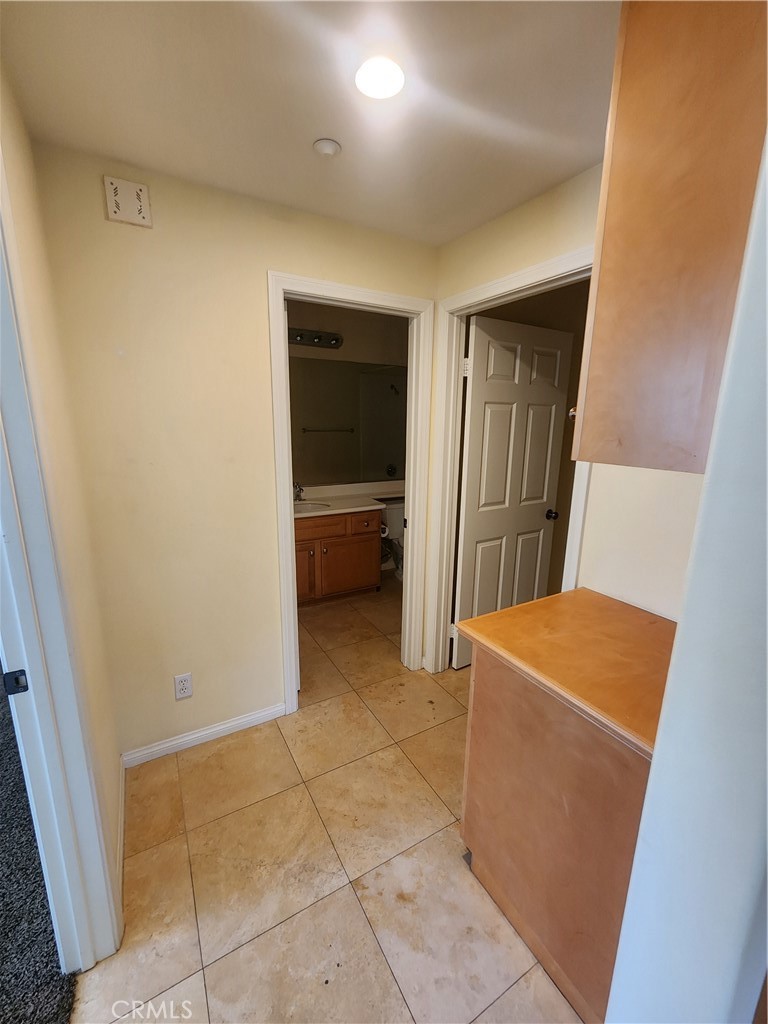 107 Roadrunner Irvine, CA 92603 - Photo 4 of 17