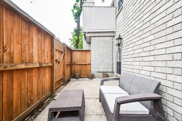 $157,000 | 3800 Tanglewilde Street, Unit 109, Houston, TX 77063