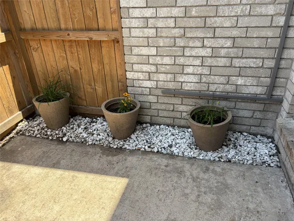 $157,000 | 3800 Tanglewilde Street, Unit 109, Houston, TX 77063