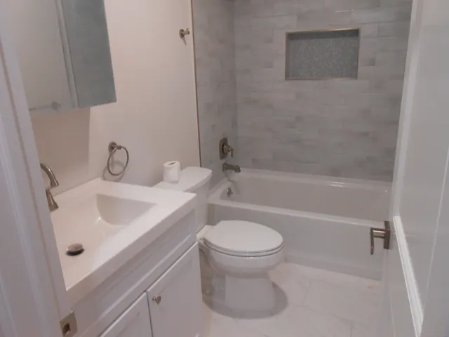 $2,295 | 50 Greenhouse Road, Unit 42B, Bridgeport, CT 06606