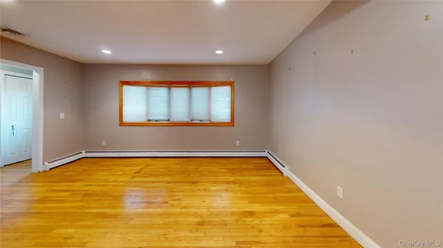 $749,998 | 8 Pleasant Avenue, Farmingdale, NY 11735