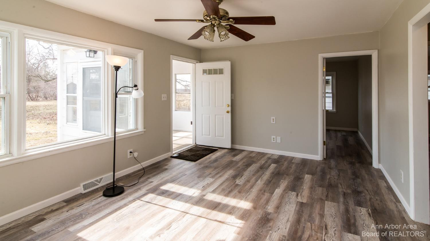 5976 South Custer Road Monroe, MI 48161 - Photo 2 of 19 Photo 2