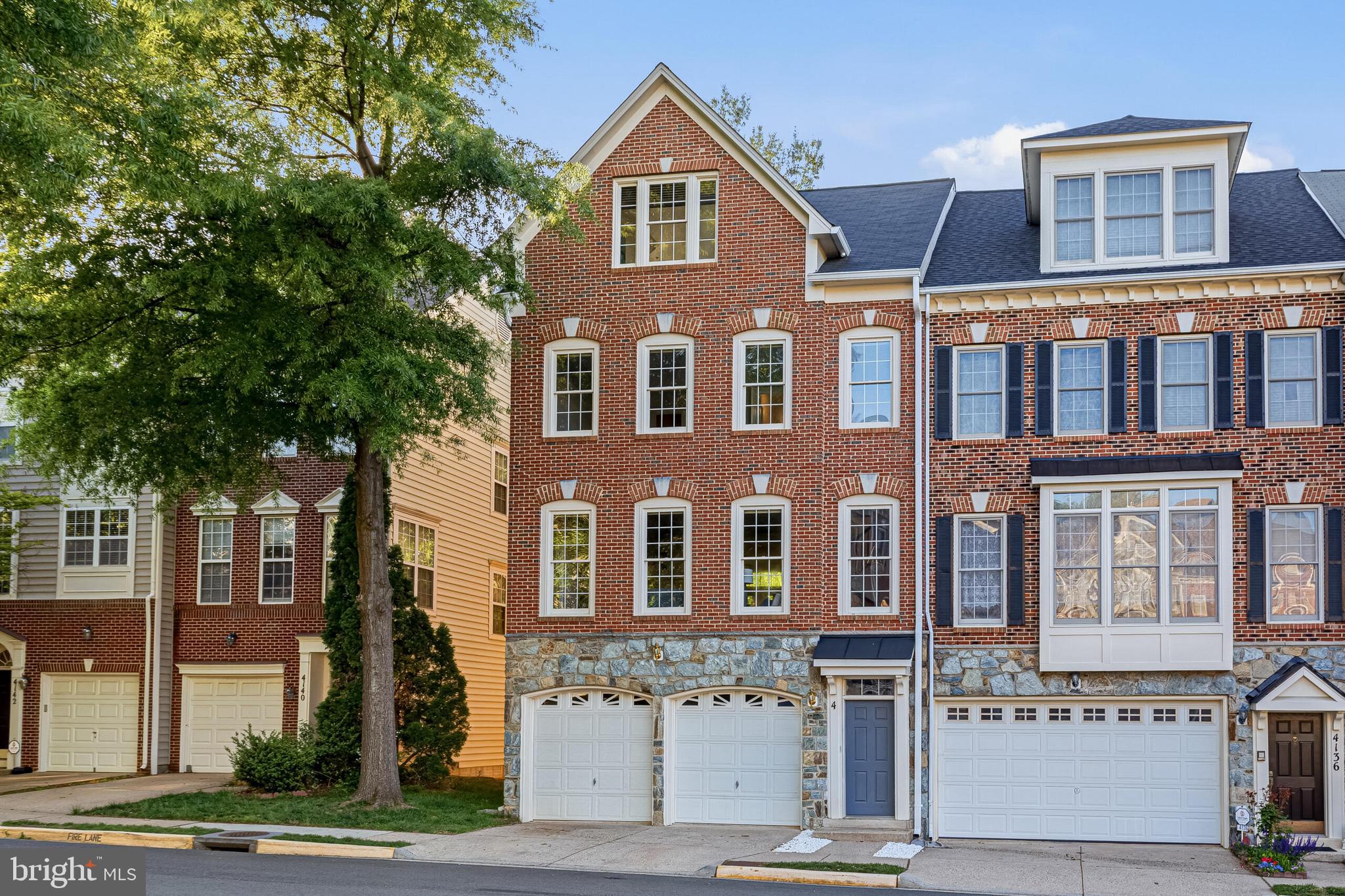 4138 Timber Log Way Fairfax, VA 22030 - Photo 2 of 50
