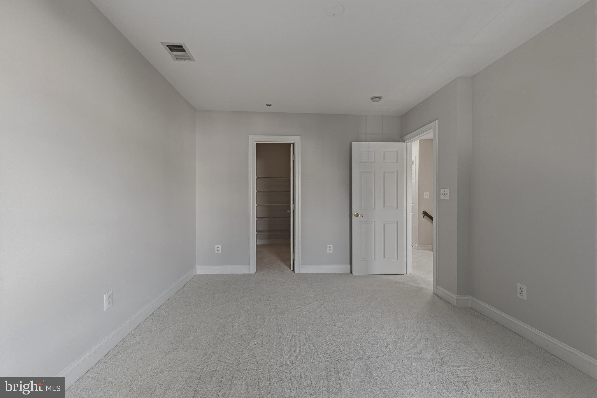 4138 Timber Log Way Fairfax, VA 22030 - Photo 37 of 50