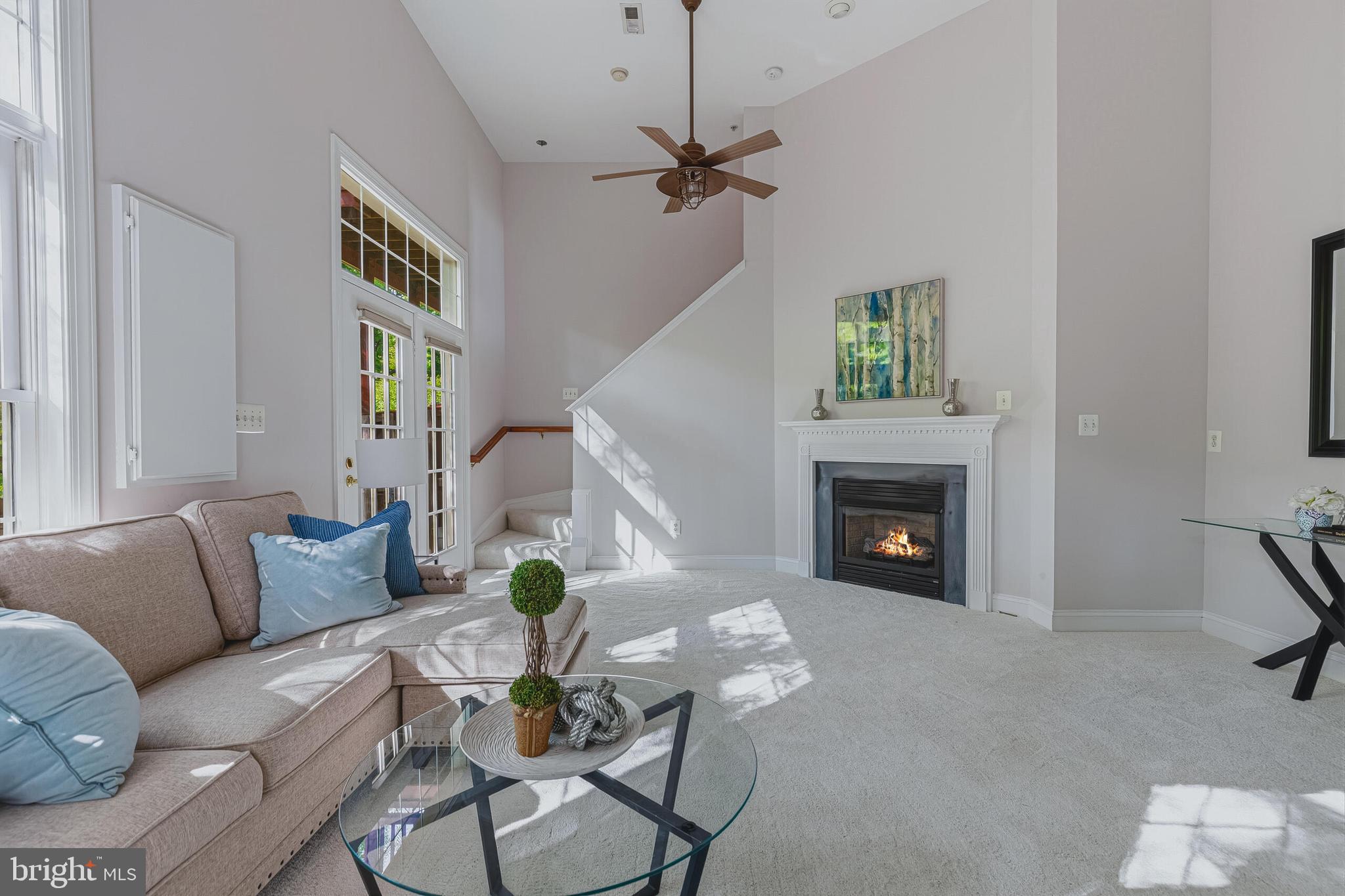 4138 Timber Log Way Fairfax, VA 22030 - Photo 4 of 50