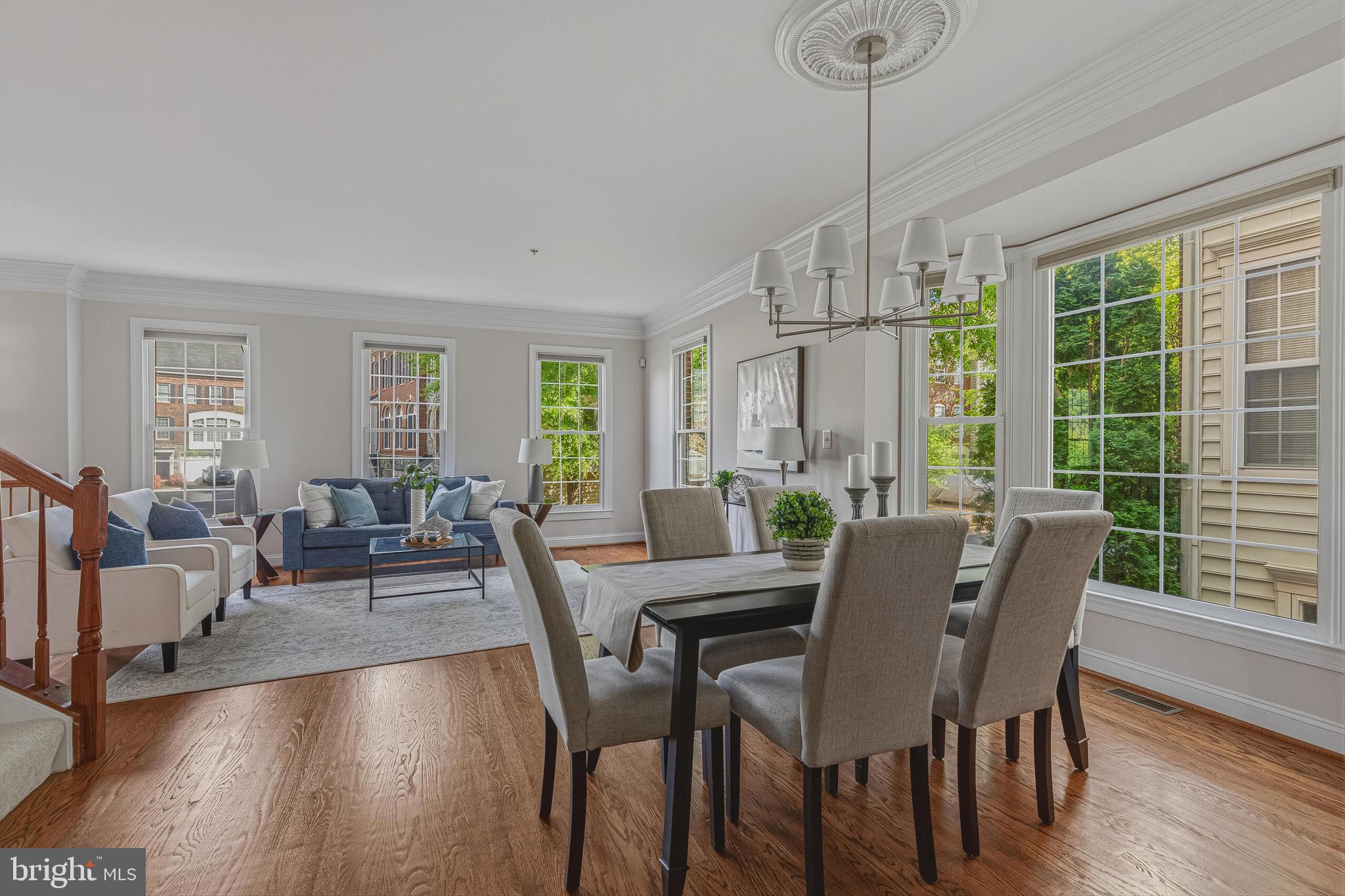 4138 Timber Log Way Fairfax, VA 22030 - Photo 8 of 50